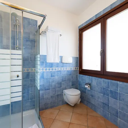 Baia Dei Mirti * Vignola Mare