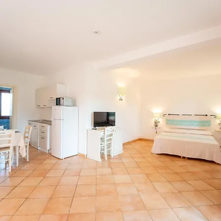 Baia Dei Mirti Apartment *