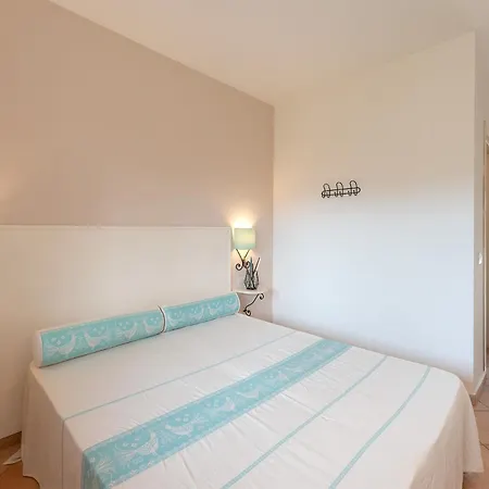 Baia Dei Mirti Apartment *
