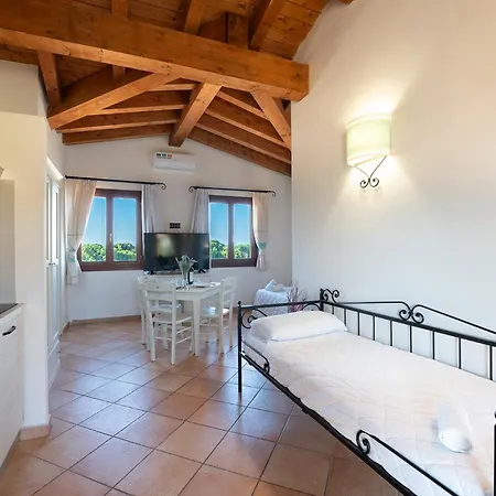 公寓 Baia Dei Mirti