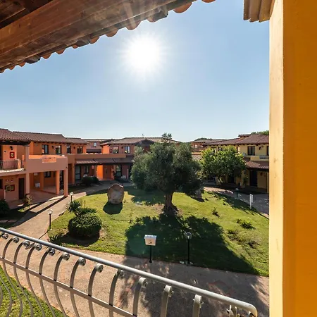 Baia Dei Mirti Vignola Mare